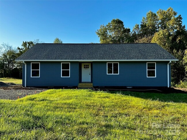 Building Photo - 6431 Little Mountain Rd