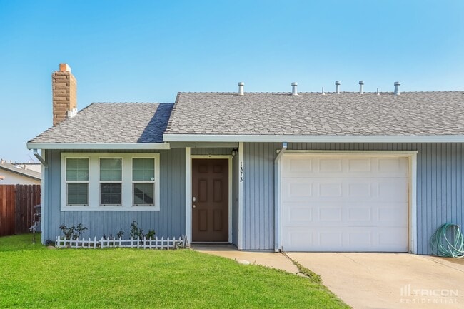 Primary Photo - 1373 Hobart Dr