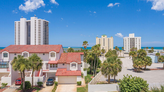 Building Photo - 200 Florida Shores Blvd