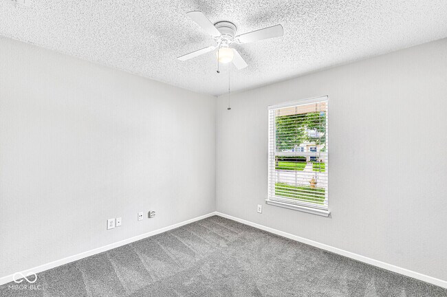 Building Photo - 12254 Maize Dr