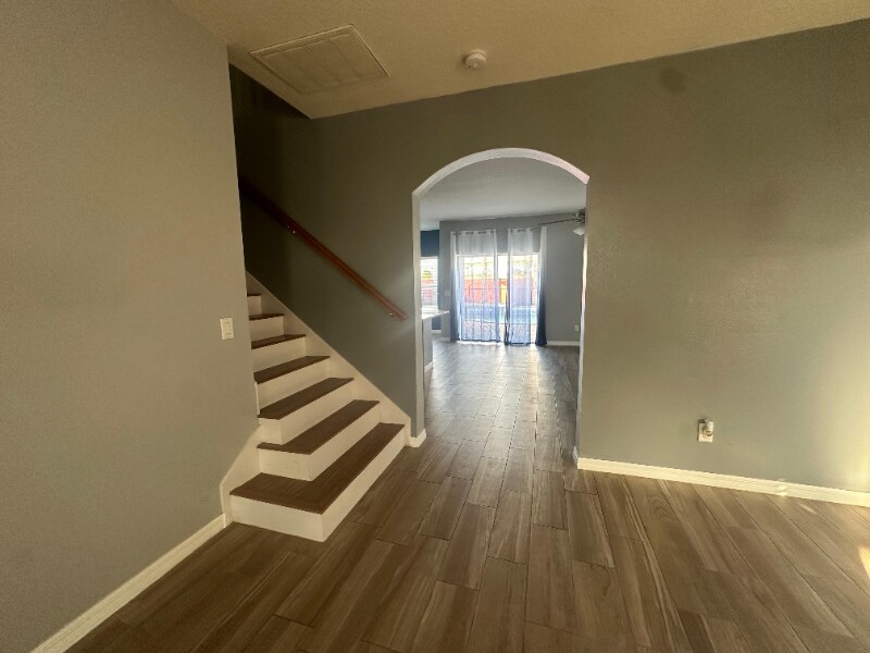 Building Photo - 11159 Prairie Hawk Dr