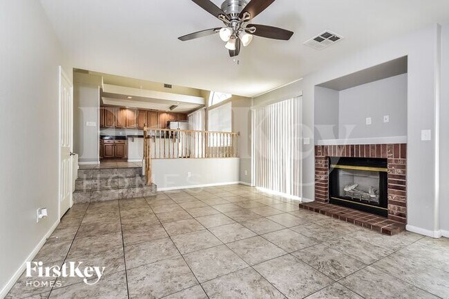 Building Photo - 8717 Blooming Sand Ave