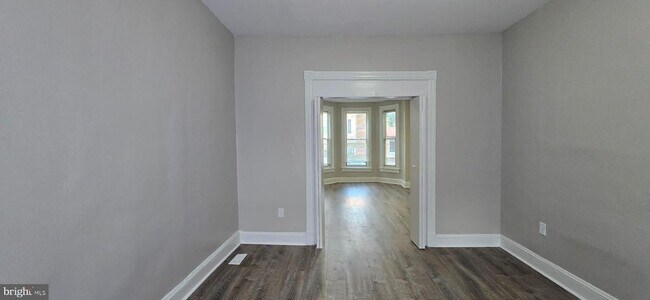 Building Photo - 1119 Montello Ave NE