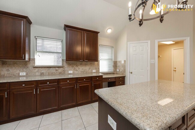 Building Photo - What's special