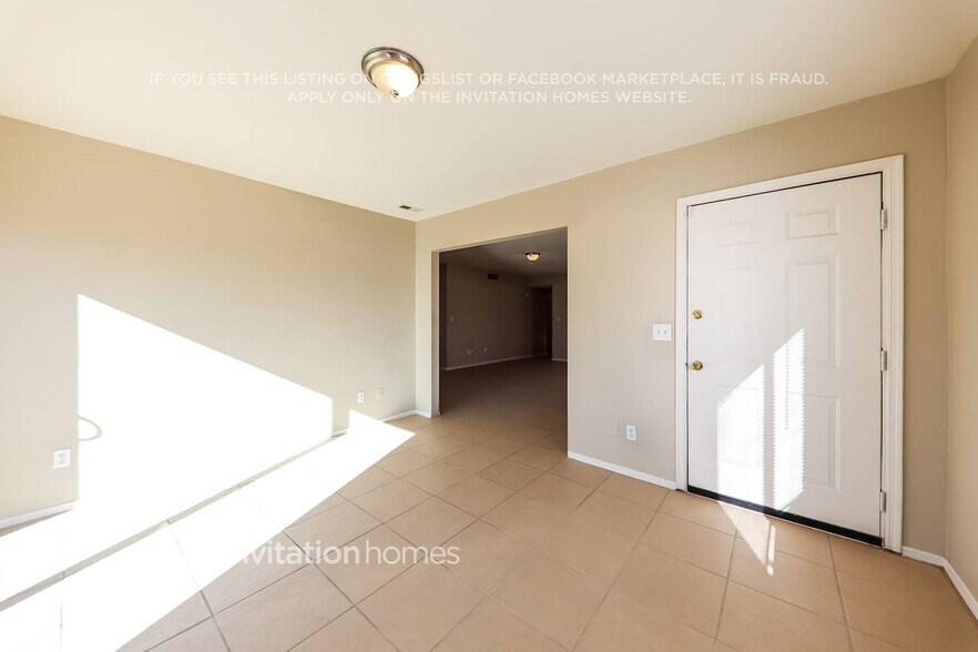 Building Photo - 4433 W Taro Dr