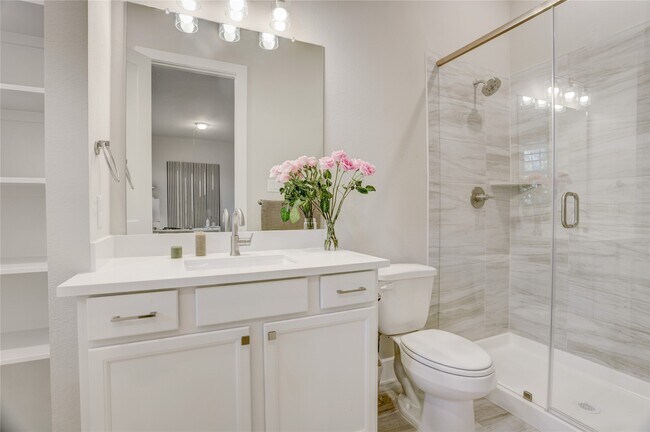 Building Photo - 1619 Chisos Bnd