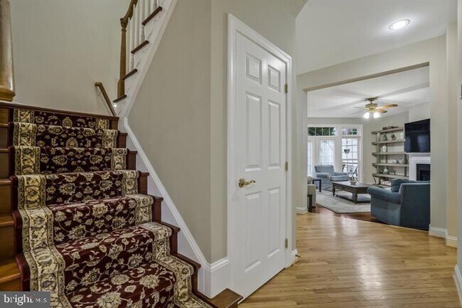 Building Photo - 2393 Watters Glen Ct