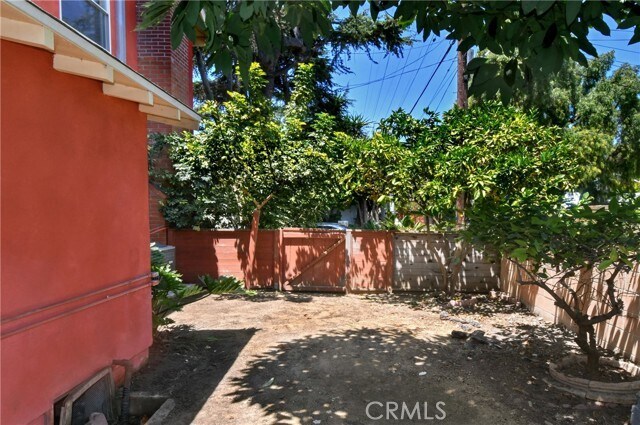 Building Photo - 9640 Farragut Dr