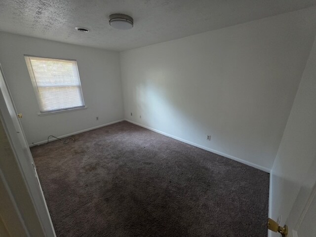 Building Photo - 3003 Thornhill Rd
