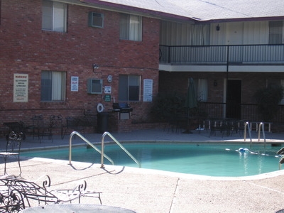 Pool - Mesilla Manor Apartments