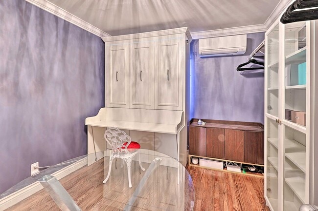 Building Photo - Looking for a great short term rental!!!!!
