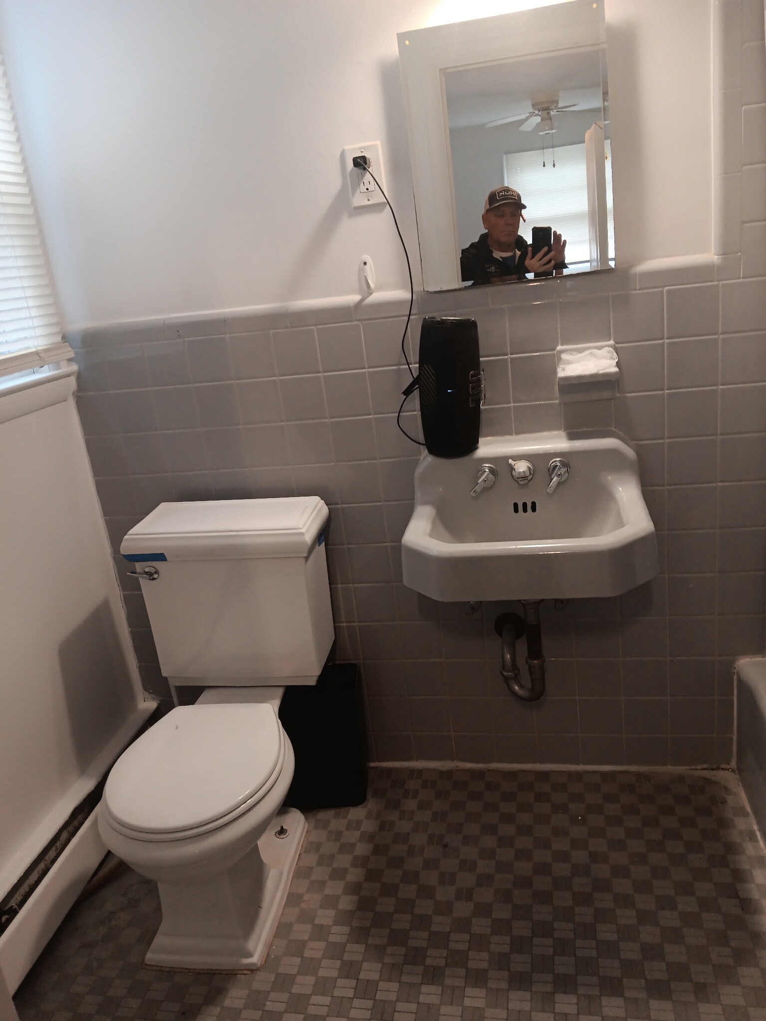 Building Photo - 202 N Madison Ave