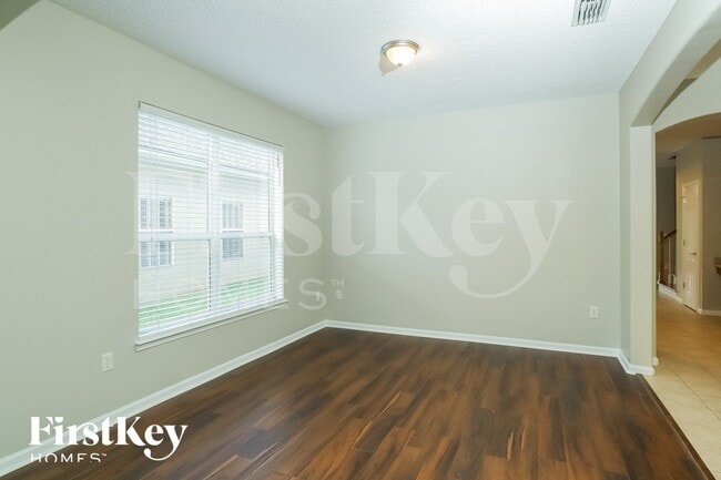 Building Photo - 723 Candlebark Dr