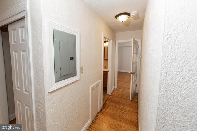 Building Photo - 231 Sharpless St