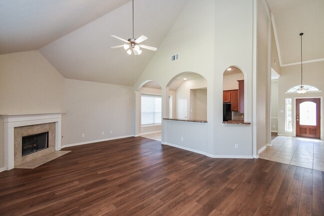 Building Photo - 15007 Grape Orchard Ct