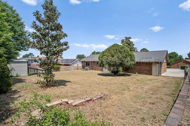 Building Photo - 3420 Linderwood Dr