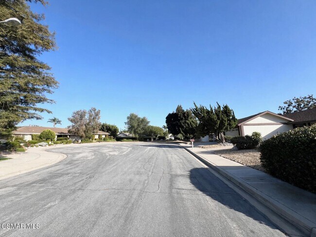 Building Photo - 3271 Rosehill Cir