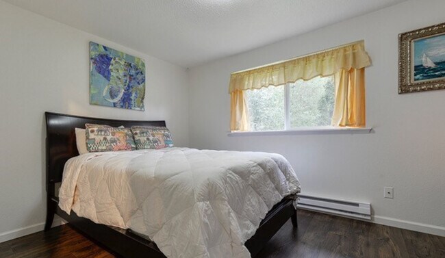 Building Photo - 10710 115th Ave SW