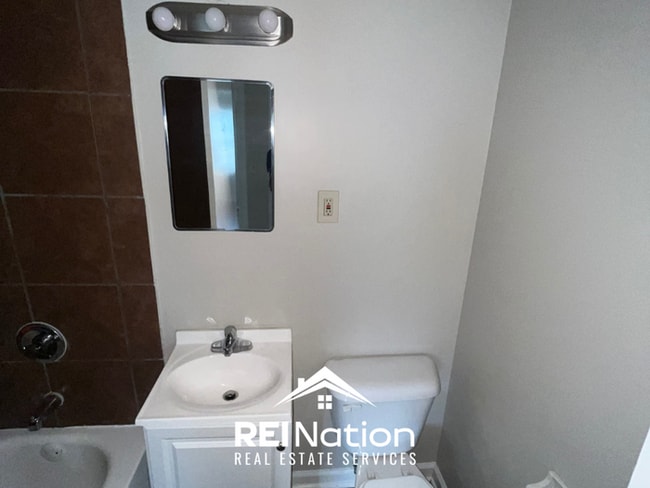 Building Photo - INCREDIBLE VALUE! 3BR/1.5BA Memphis Home | Brick Fireplace | Fenced Yard!