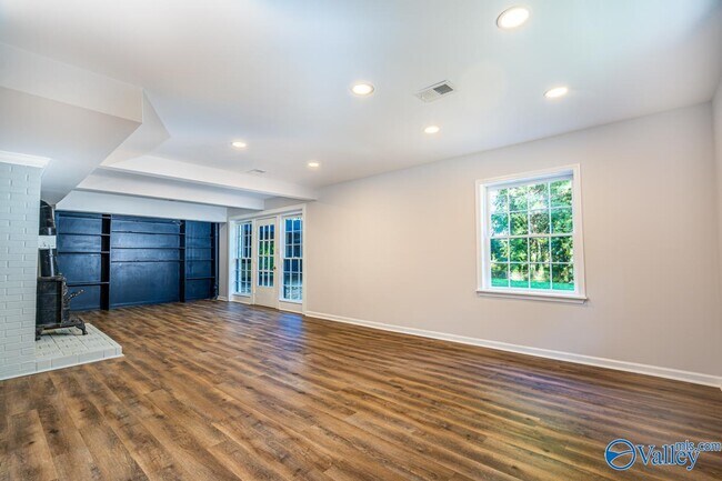 Building Photo - 7605 Fleming Hills Dr SW