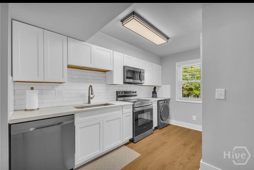 Building Photo - 210 Appleby Dr