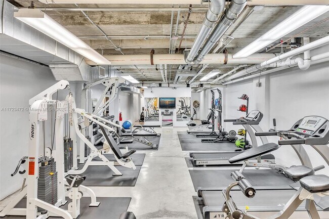 Building Photo - MIAMI LIVE WORK LOFT