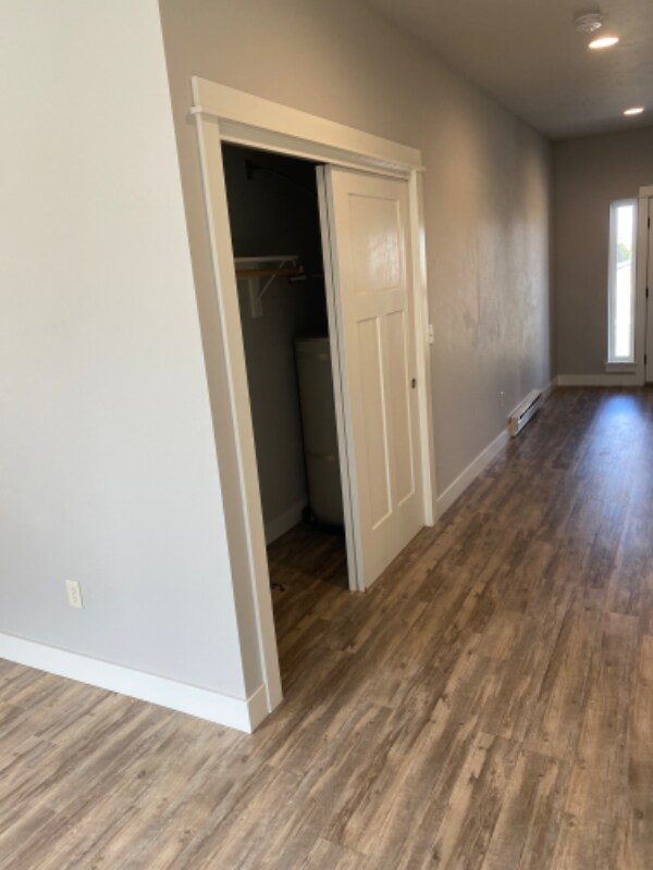 Building Photo - 1200 Glider Ln