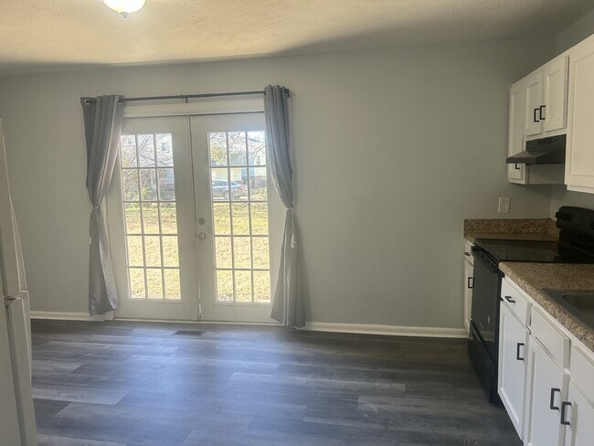 Building Photo - 6311 Glenlea Cir