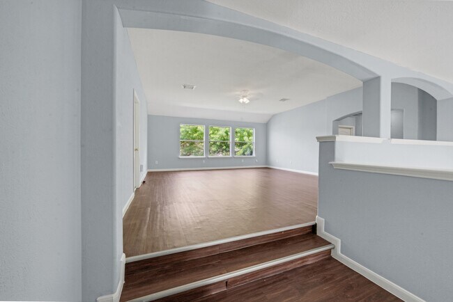 Building Photo - 17610 Forest Haven Trail