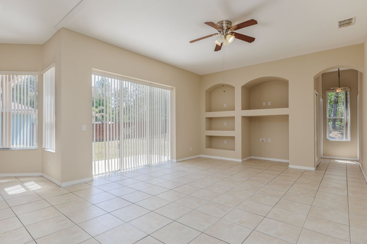 Building Photo - 1474 W Pringle Pl