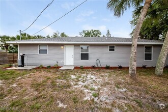 Building Photo - 4816 Pompano Rd