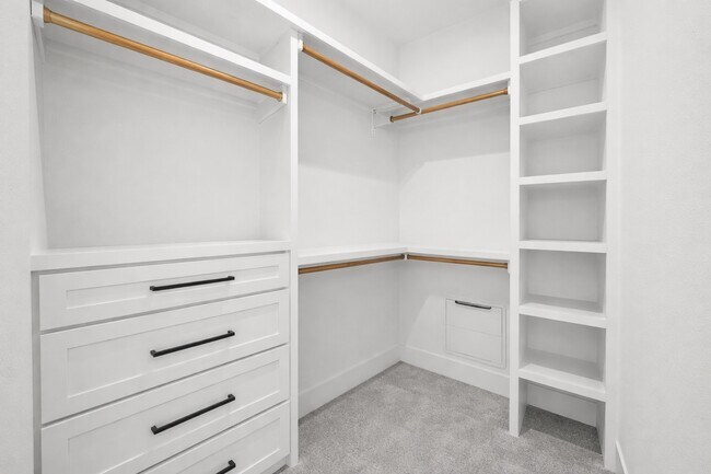 Building Photo - 3513 Omega St