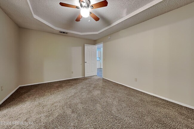 Building Photo - 11332 Island Shore Dr W