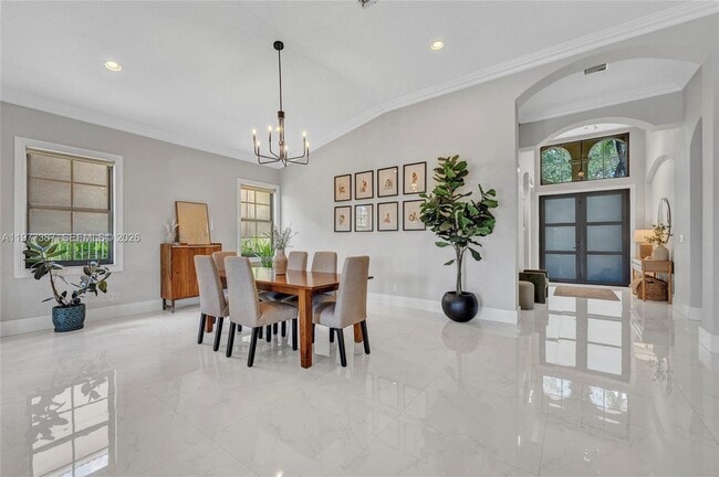 Building Photo - 3950 W Hibiscus St