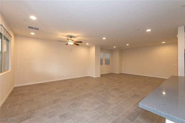 Building Photo - 2926 Caxton Grove Dr