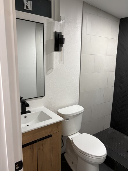 Building Photo - 4697 55th Ave N