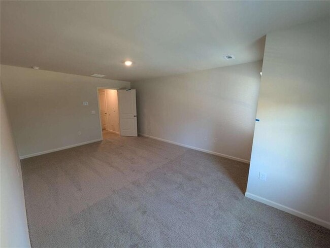 Building Photo - 2465 Poppy Ct