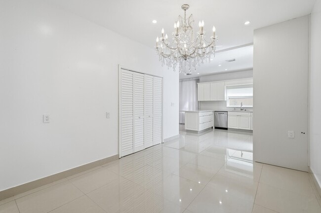 Building Photo - 3790 Piedmont St