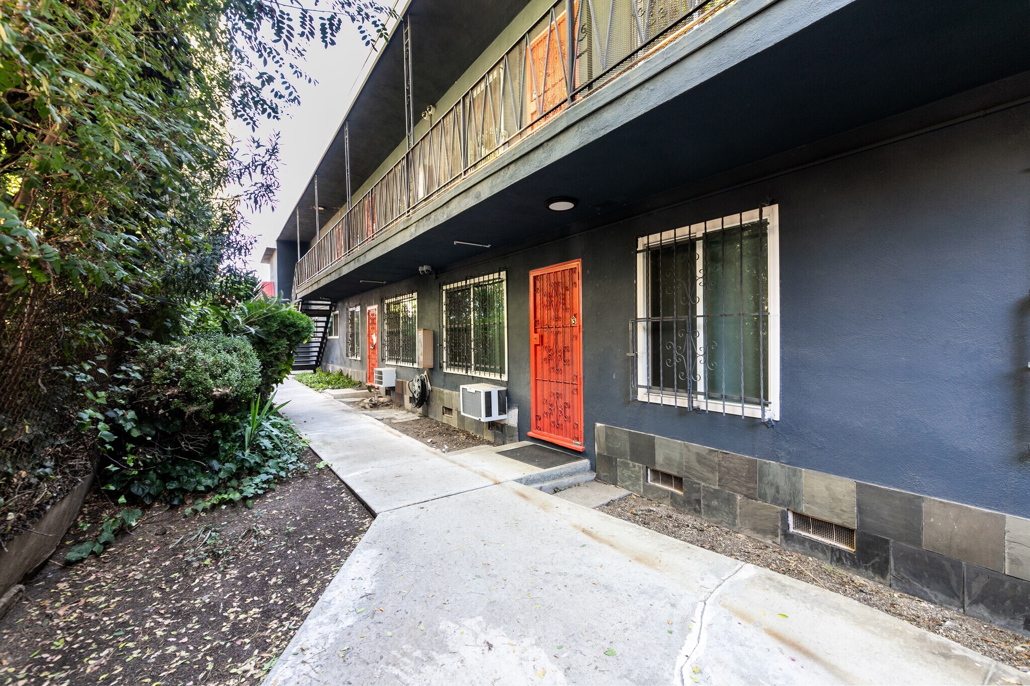 Building Photo - 1908 Clinton St