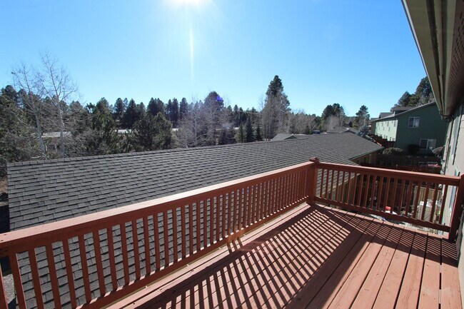 Building Photo - 3250 S Litzler Dr