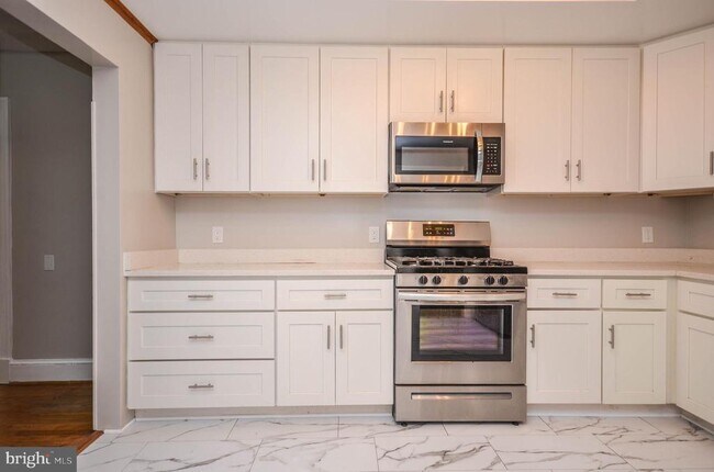 Building Photo - 7205 46th St