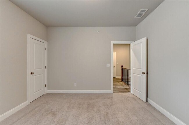 Building Photo - 336 Atley Pl