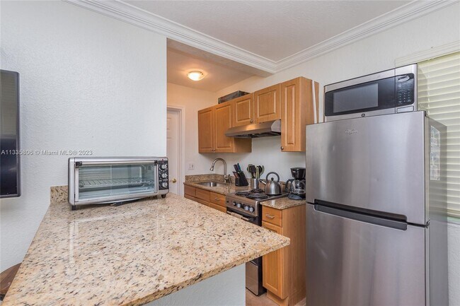 Building Photo - 26 NE 3rd St