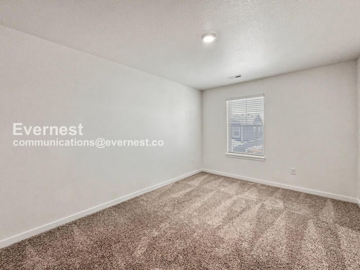 Building Photo - 21894 E 9th Pl