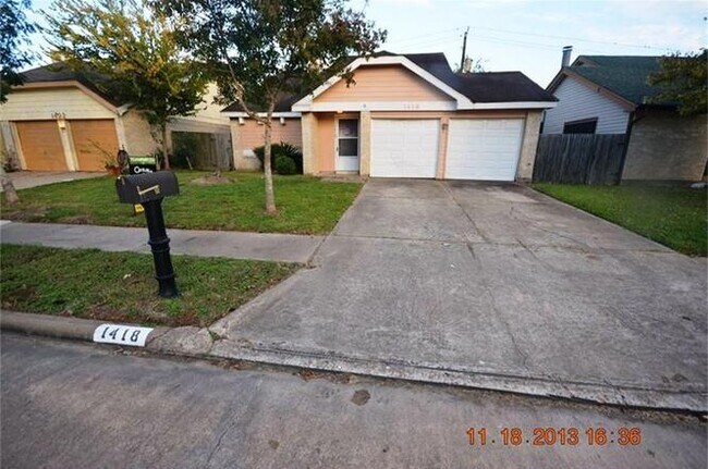 Building Photo - 1418 Hunters Park Dr