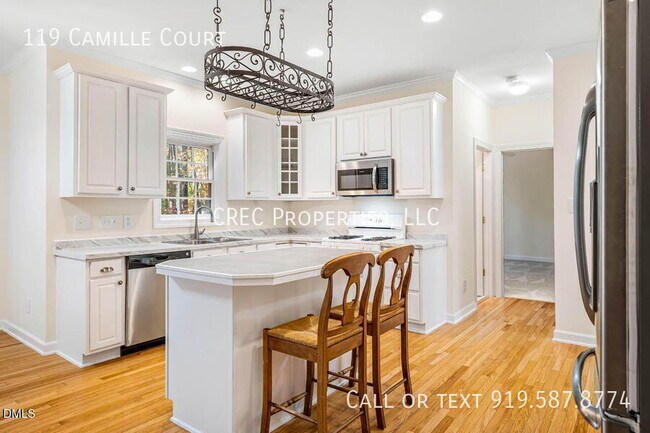 Building Photo - 119 Camille Ct