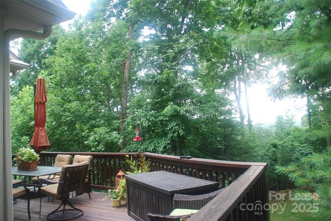 Building Photo - 14 Dianthus Dr