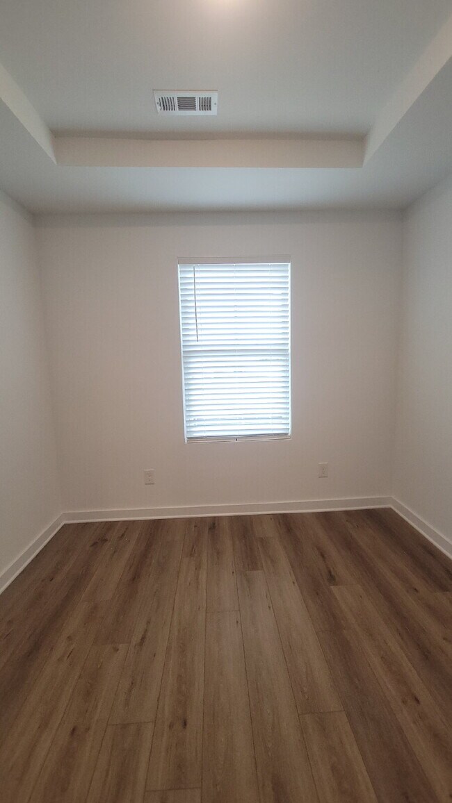 Building Photo - Section 8 Welcome, New Build!!!  "Charming Huntsville Home: 3-Bedroom, 2.5-Bath Gem with Granite ...