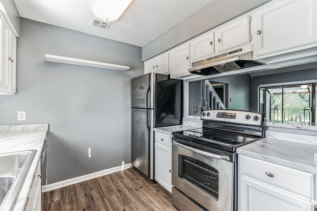 Building Photo - 4749 Chevy Pl