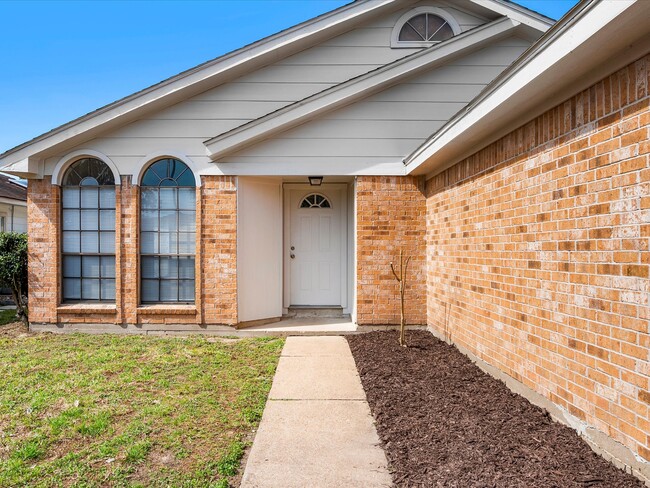 Building Photo - 10506 Twilight Moon Dr